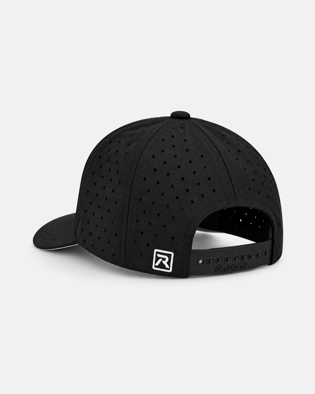 Black laser-perforated back panels and snapback of the 632 hat